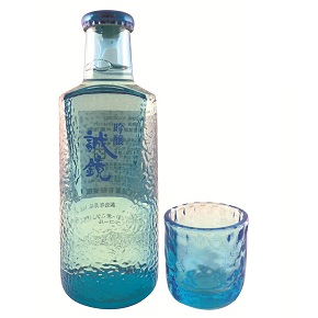 中尾醸造株式会社-誠鏡 ブルーボトル 吟醸