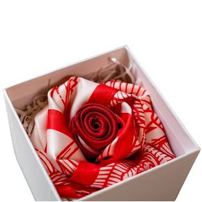 Rosebank原廠贈品-Rosebank VIP玫瑰禮盒（領巾、絲巾）