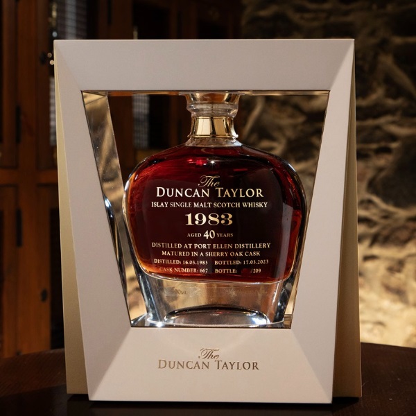 Duncan_Taylor